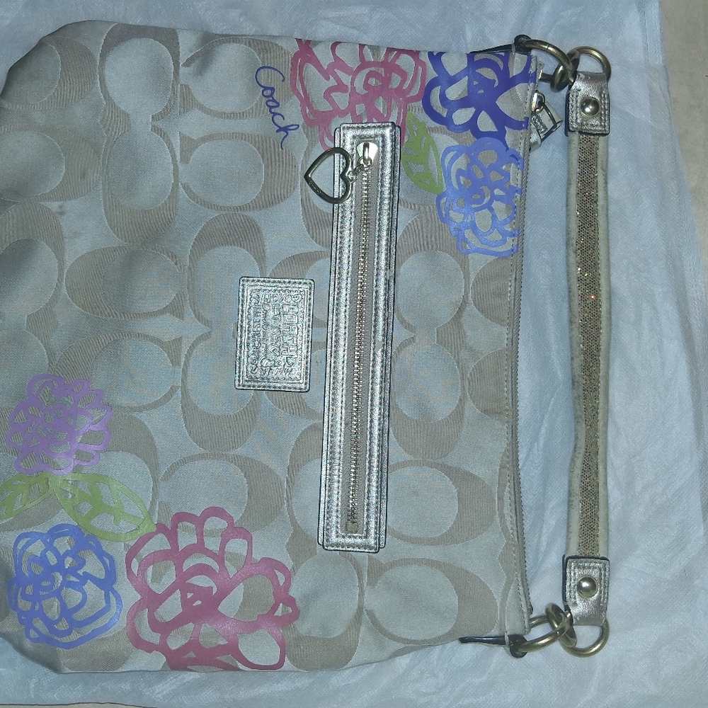 Coach Poppy Daisy Gold Logo Jacquard Crossbody Bag #F20791 W/Dust Bag - Picture 10 of 10